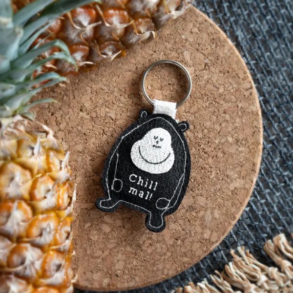 Schlüsselanhänger aus Ananas-Fasern » Chill mal! «